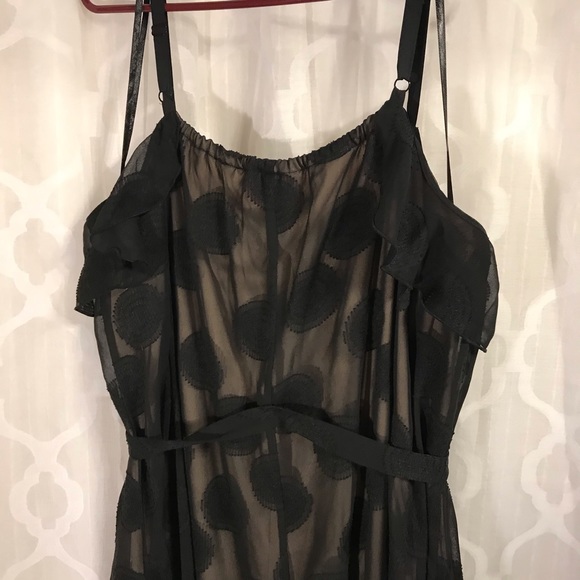 Sheer Ruffle Dress Lined Keyhole - Picture 6 of 8